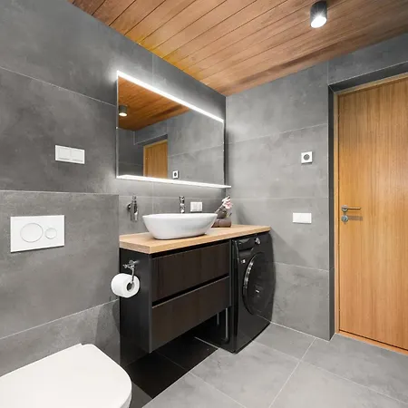 Paernukodu Hobe 4a-2 Apartamento Pärnu